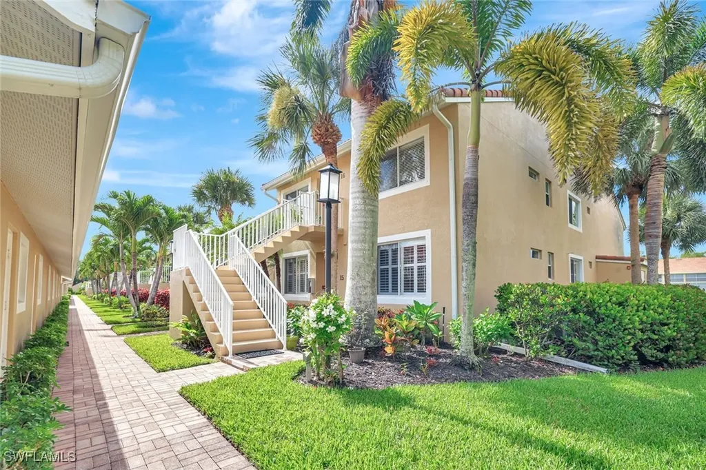 2386 Magnolia Avenue Naples FL 34112