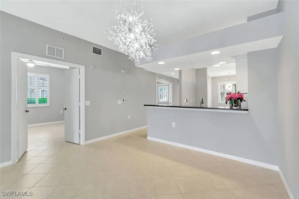 2386 Magnolia Avenue Naples FL 34112