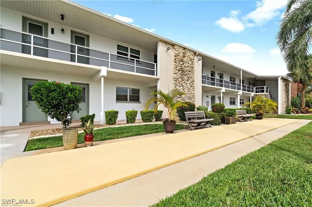 708 Victoria Drive Cape Coral FL 33904