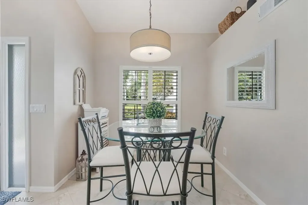 965 Partridge Circle Naples FL 34104