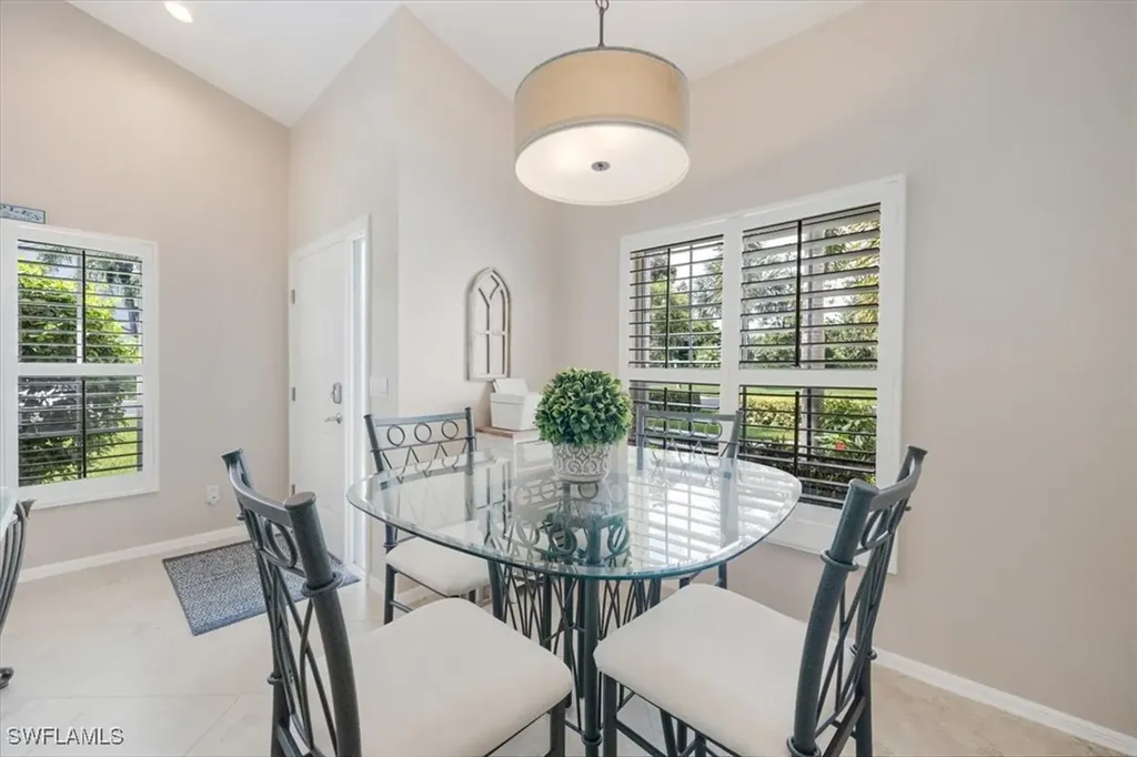 965 Partridge Circle Naples FL 34104