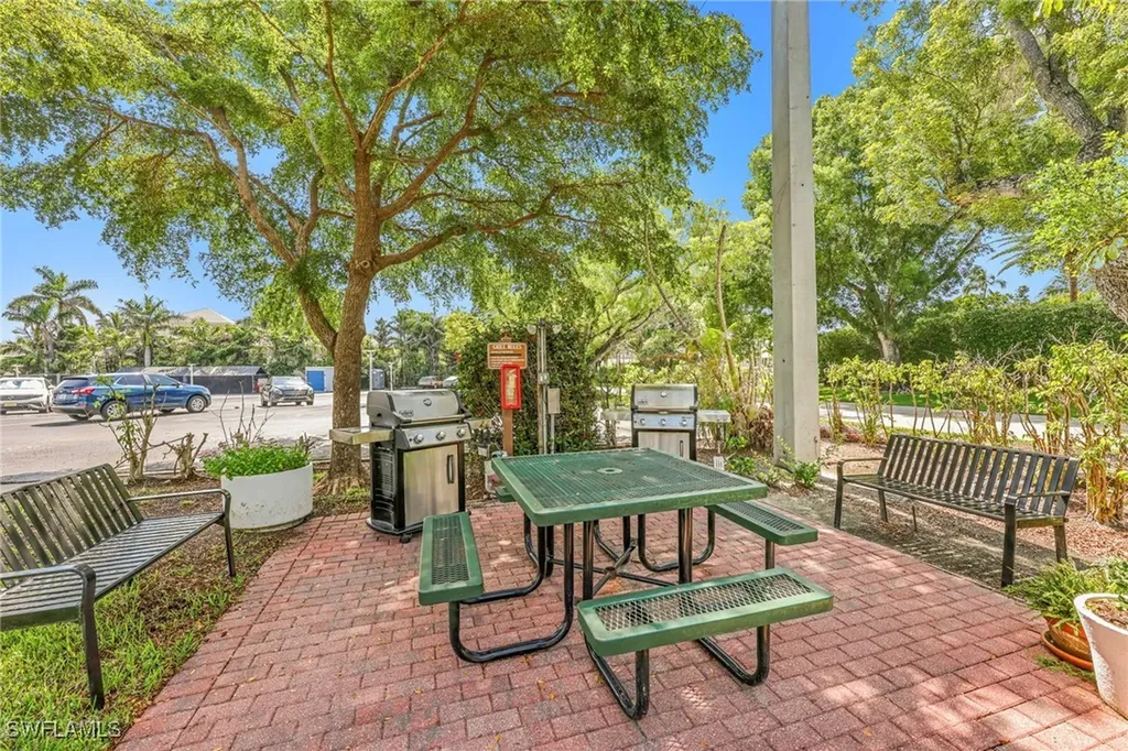 1300 Gulf Shore Boulevard N Naples FL 34102