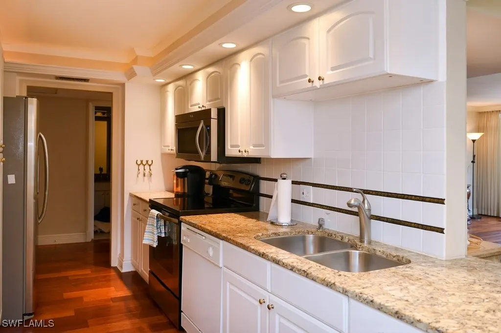 4001 Gulf Shore Boulevard N Naples FL 34103
