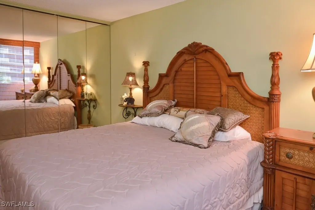 4001 Gulf Shore Boulevard N Naples FL 34103