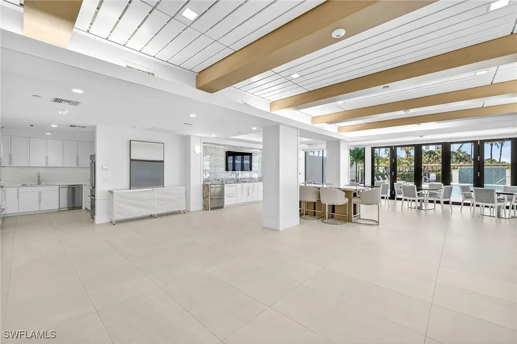 4001 Gulf Shore Boulevard N Naples FL 34103