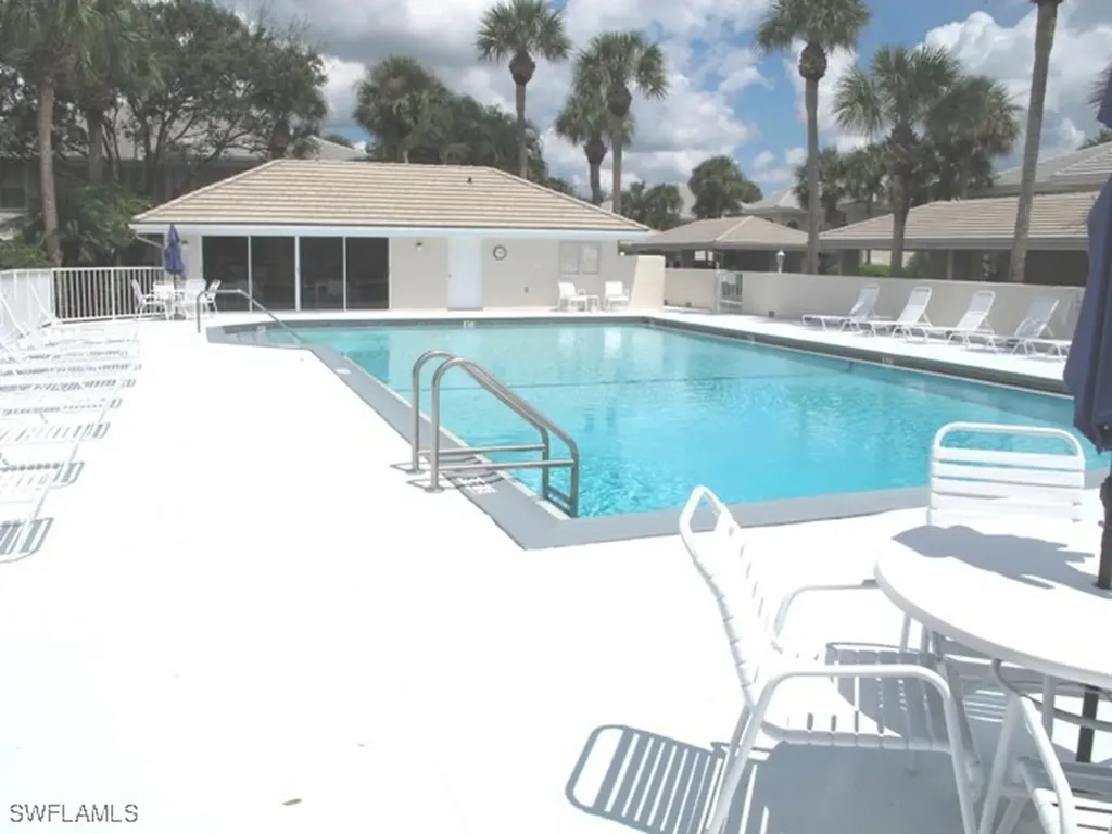 6260 Bellerive Avenue Naples FL 34119