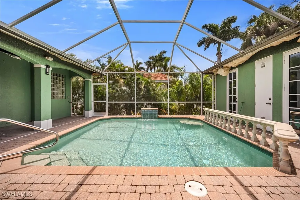 27307 Tennessee Street Bonita Springs FL 34135