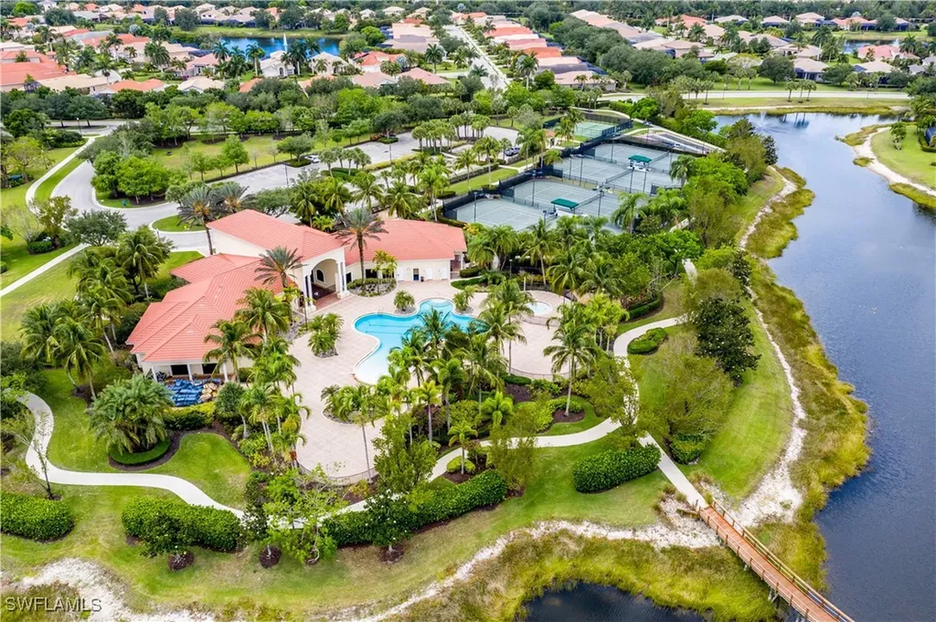 19590 Caladesi Drive Estero FL 33967