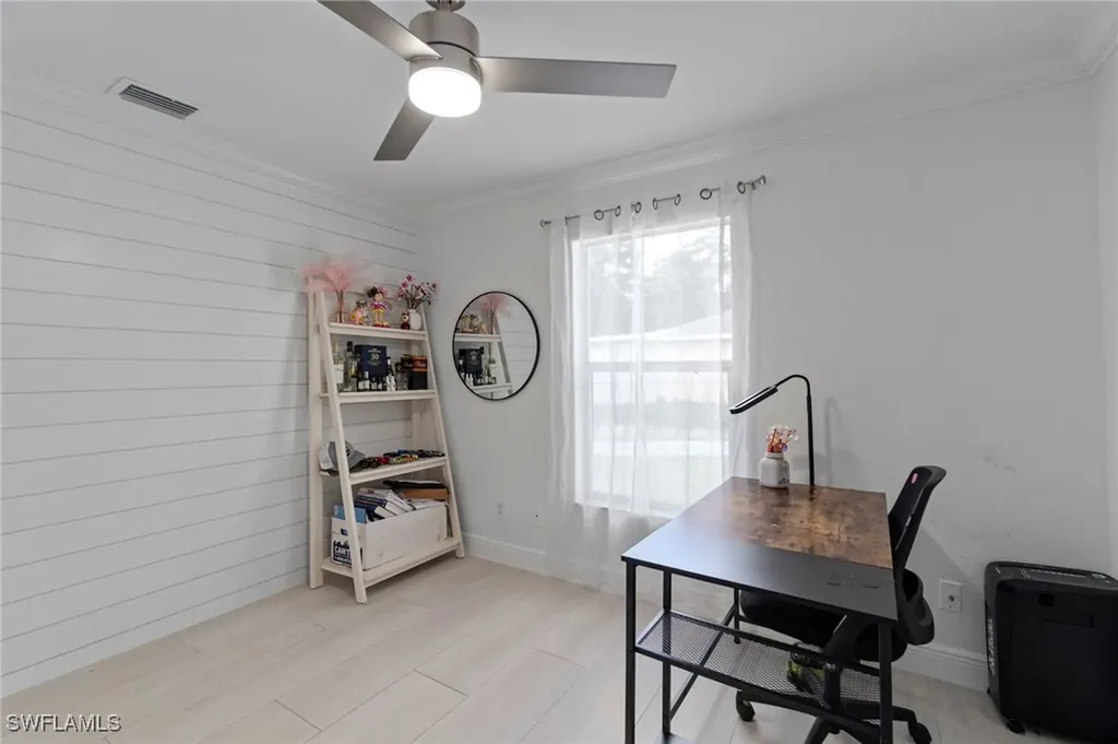 3811 2nd Avenue SE Naples FL 34117