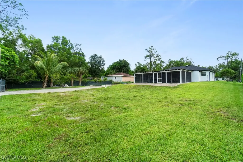 3811 2nd Avenue SE Naples FL 34117