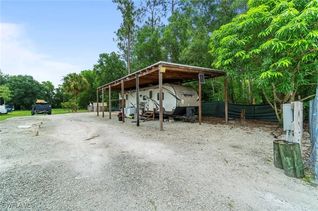 3811 2nd Avenue SE Naples FL 34117