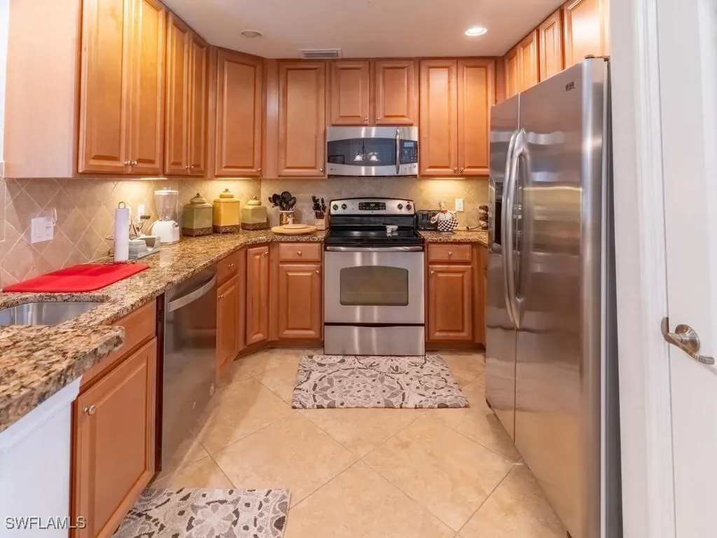 9115 Napoli Court Naples FL 34113