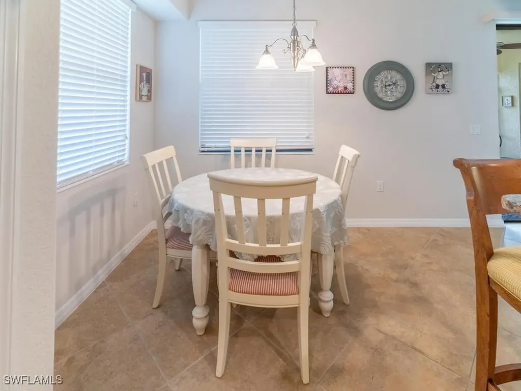 9115 Napoli Court Naples FL 34113