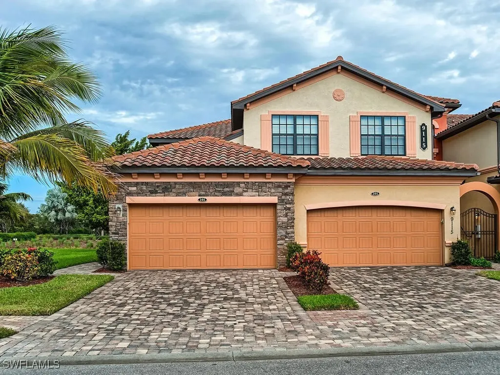9115 Napoli Court Naples FL 34113
