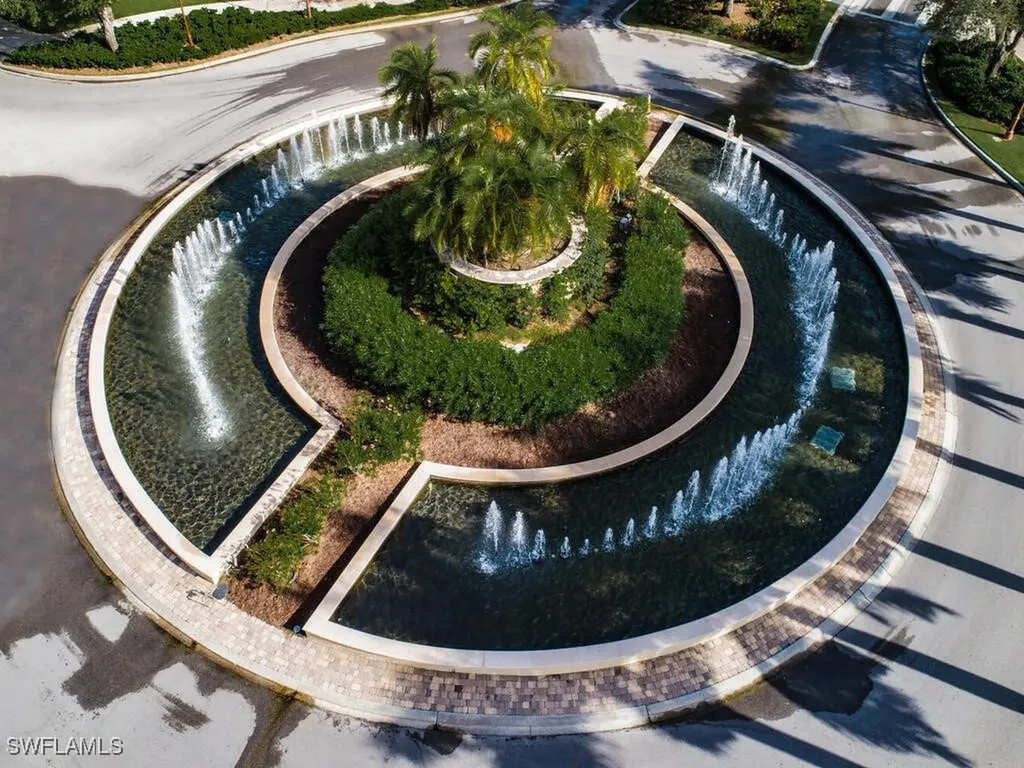 9115 Napoli Court Naples FL 34113