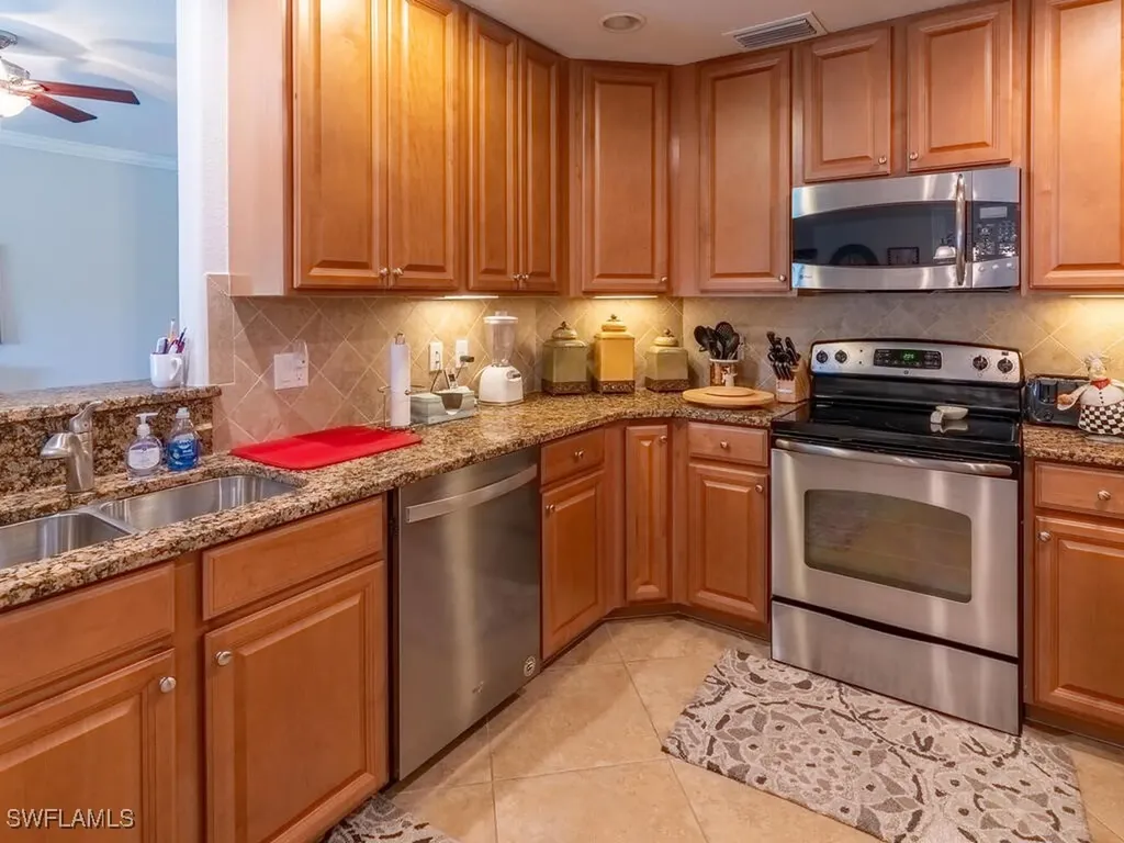 9115 Napoli Court Naples FL 34113