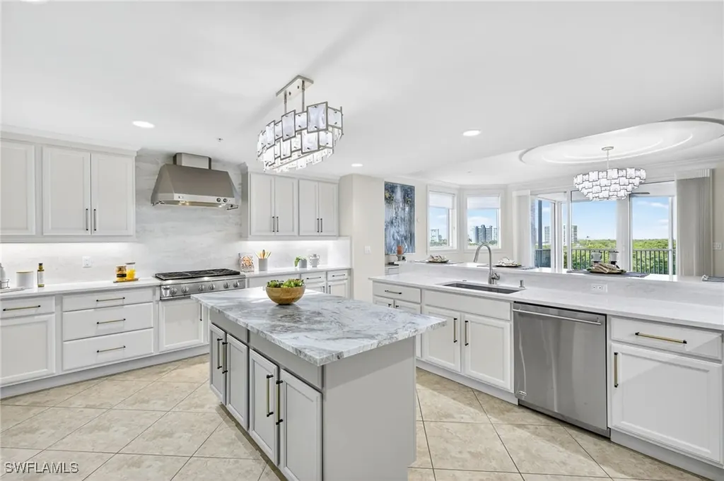 265 Indies Way Naples FL 34110