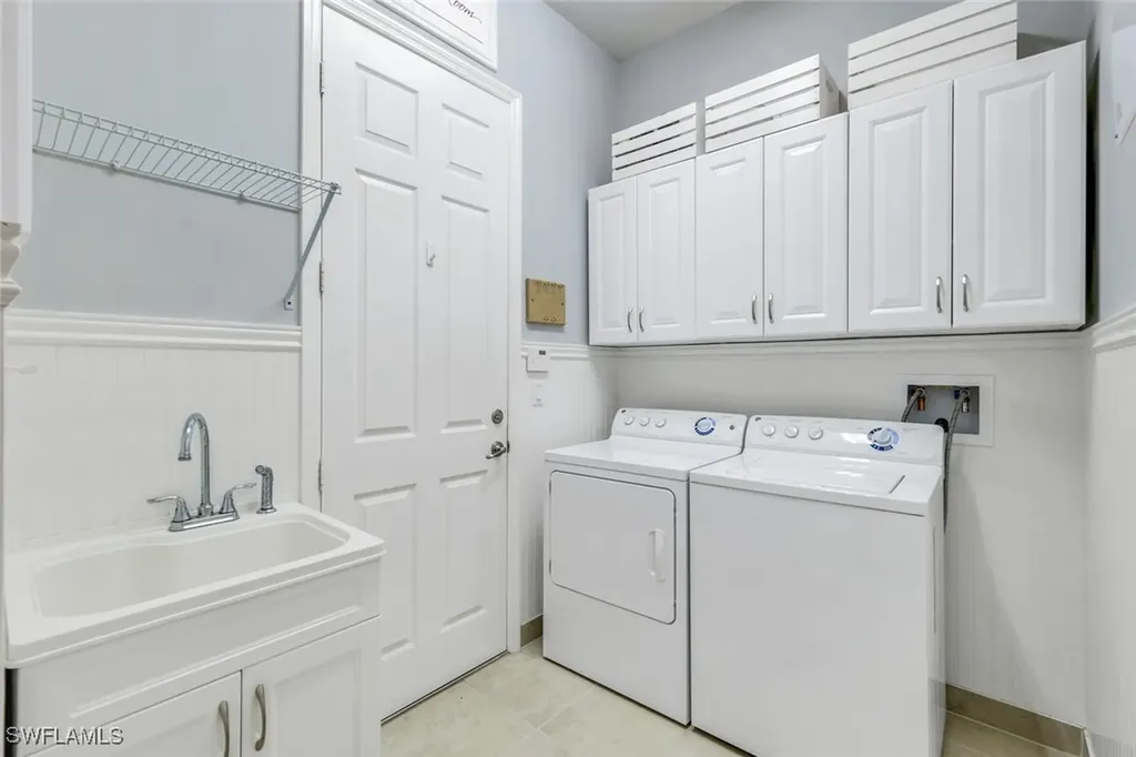 3259 Tahoe Court Naples FL 34119