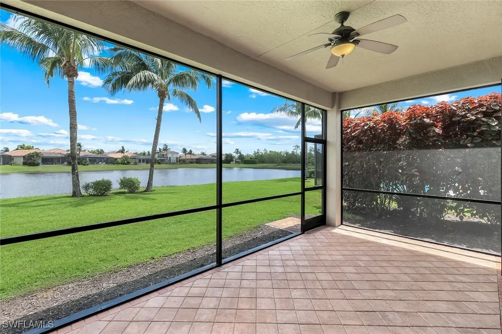 3259 Tahoe Court Naples FL 34119