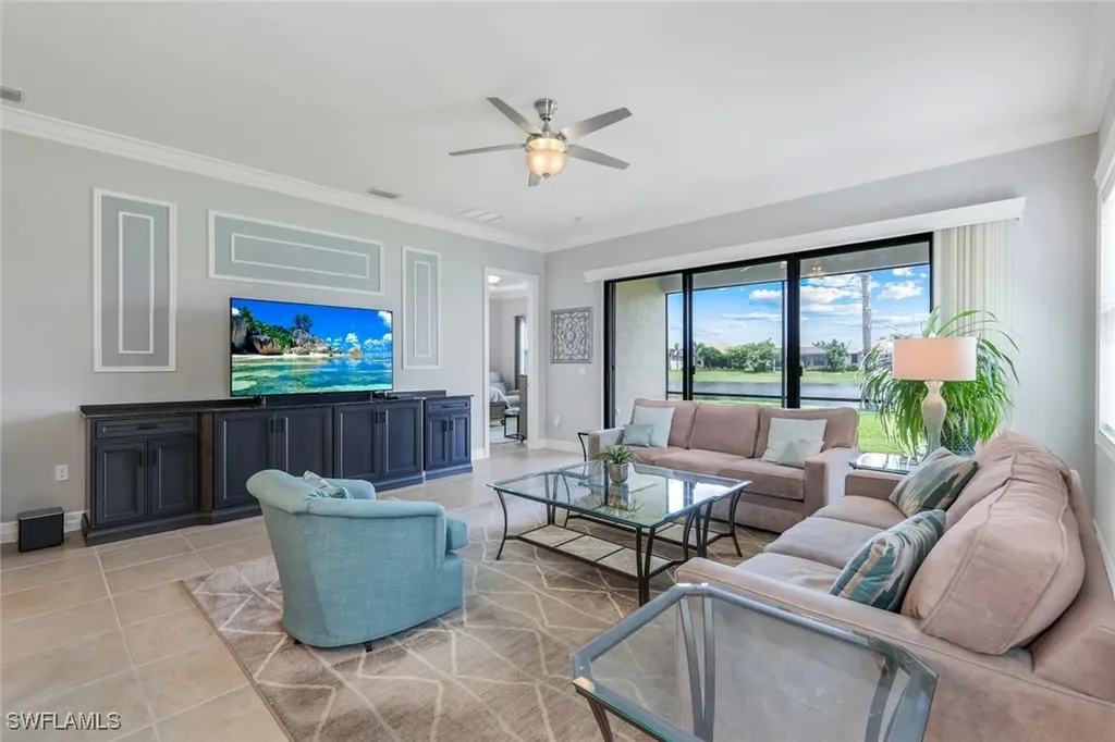 3259 Tahoe Court Naples FL 34119