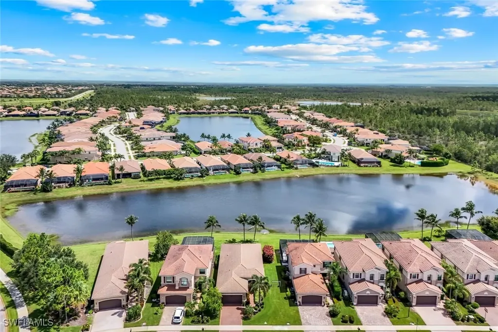 3259 Tahoe Court Naples FL 34119