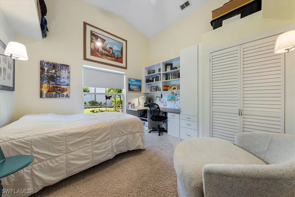 5485 Whitten Drive Naples FL 34104