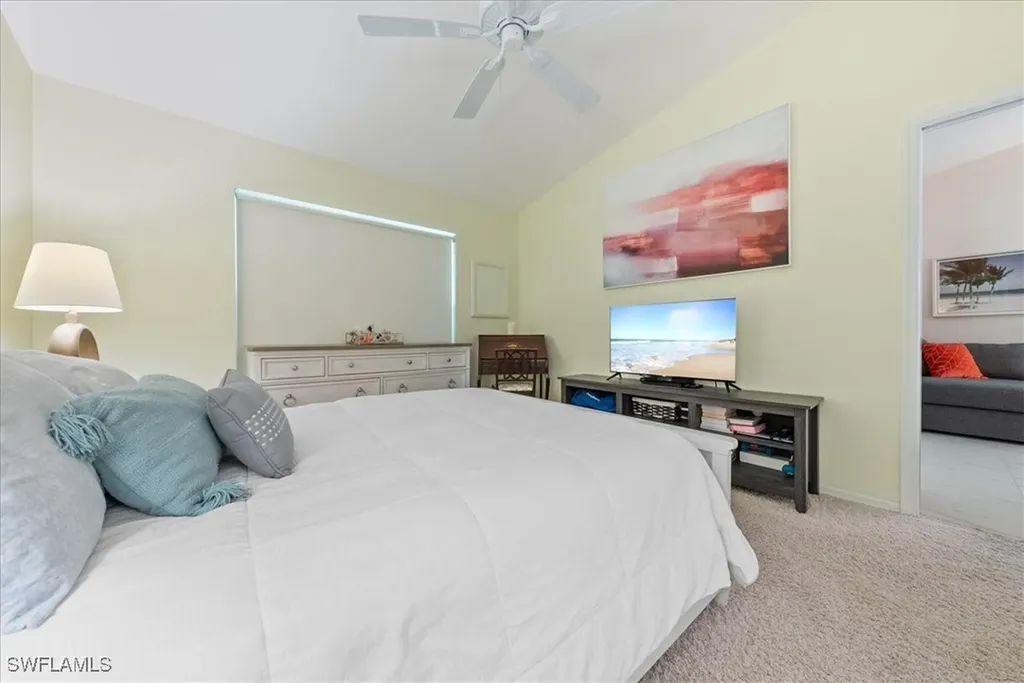 5485 Whitten Drive Naples FL 34104