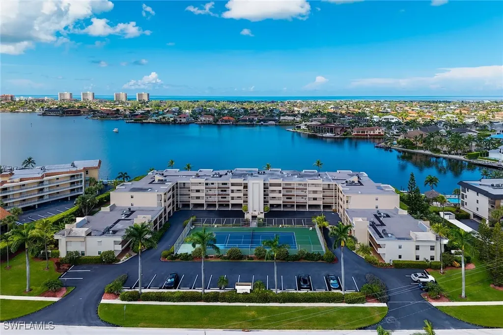 838 W Elkcam Circle Marco Island FL 34145