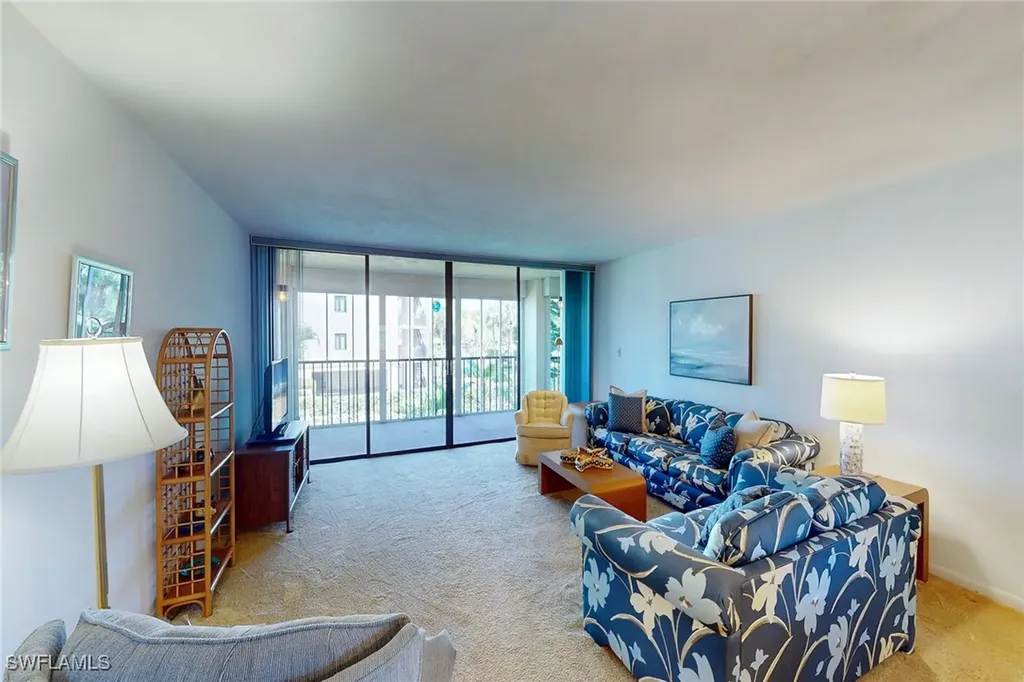 838 W Elkcam Circle Marco Island FL 34145