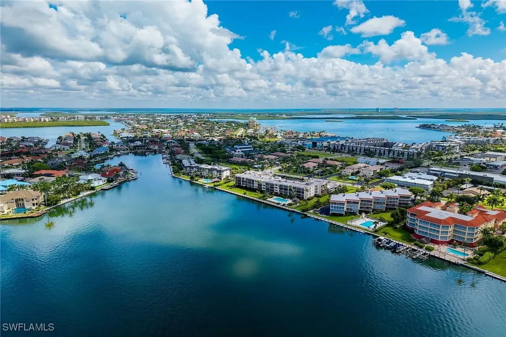 838 W Elkcam Circle Marco Island FL 34145