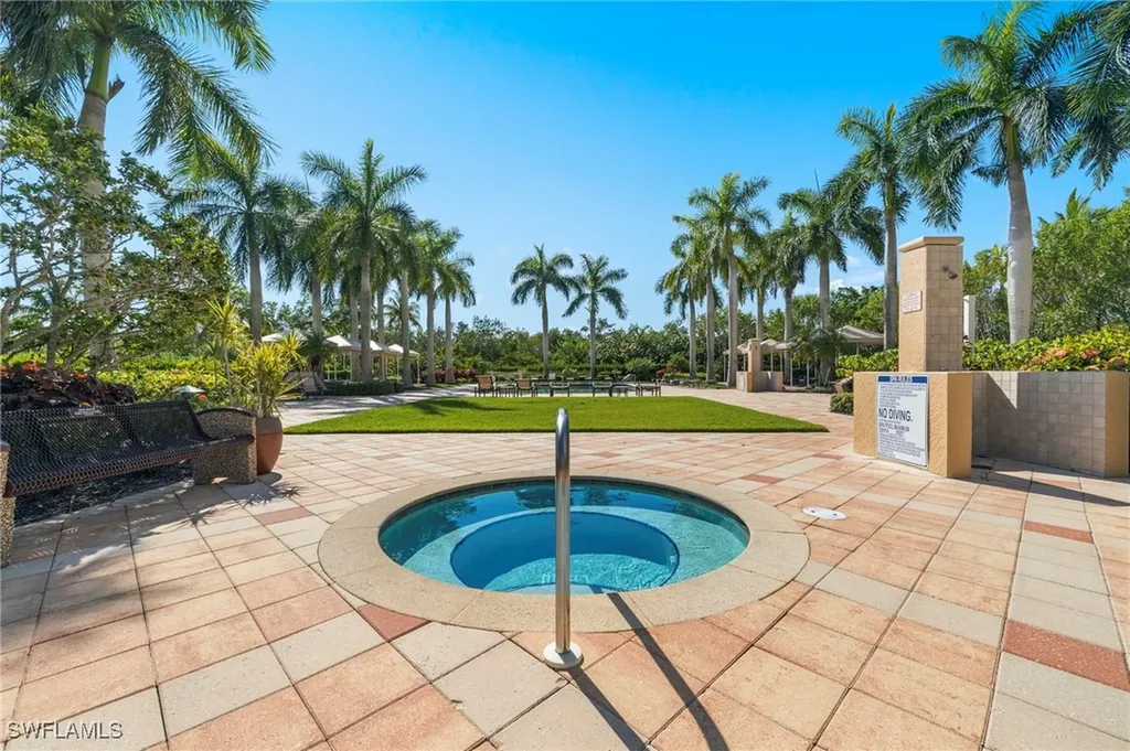 1065 Borghese Lane Naples FL 34114