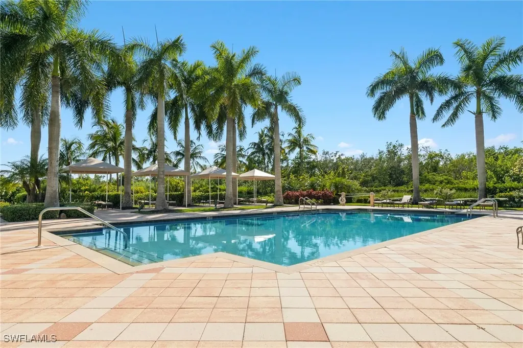 1065 Borghese Lane Naples FL 34114