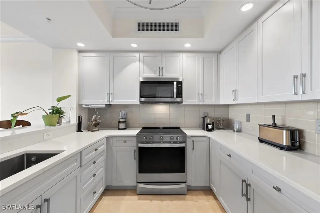 1065 Borghese Lane Naples FL 34114