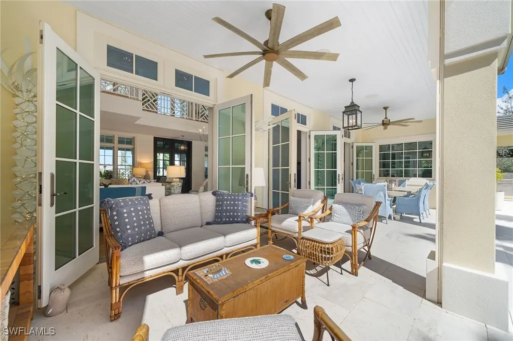 390 Windward Way Naples FL 34103