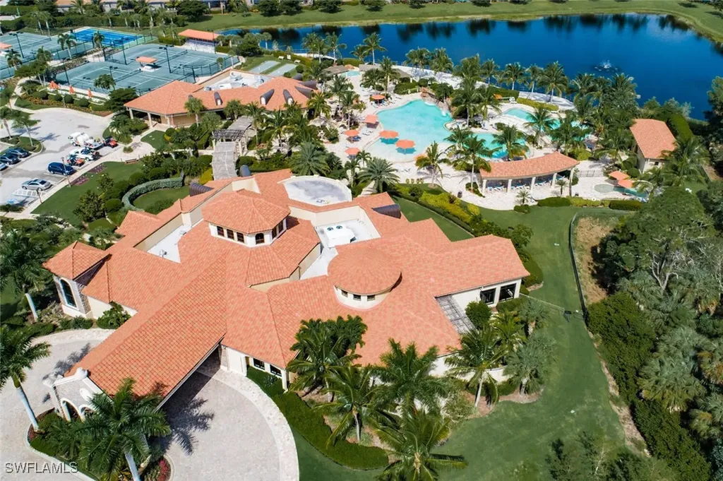 9512 Napoli Lane Naples FL 34113