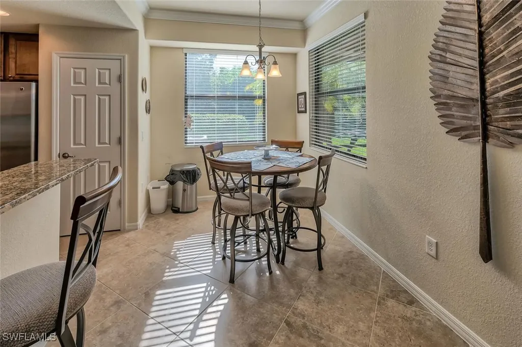 9512 Napoli Lane Naples FL 34113