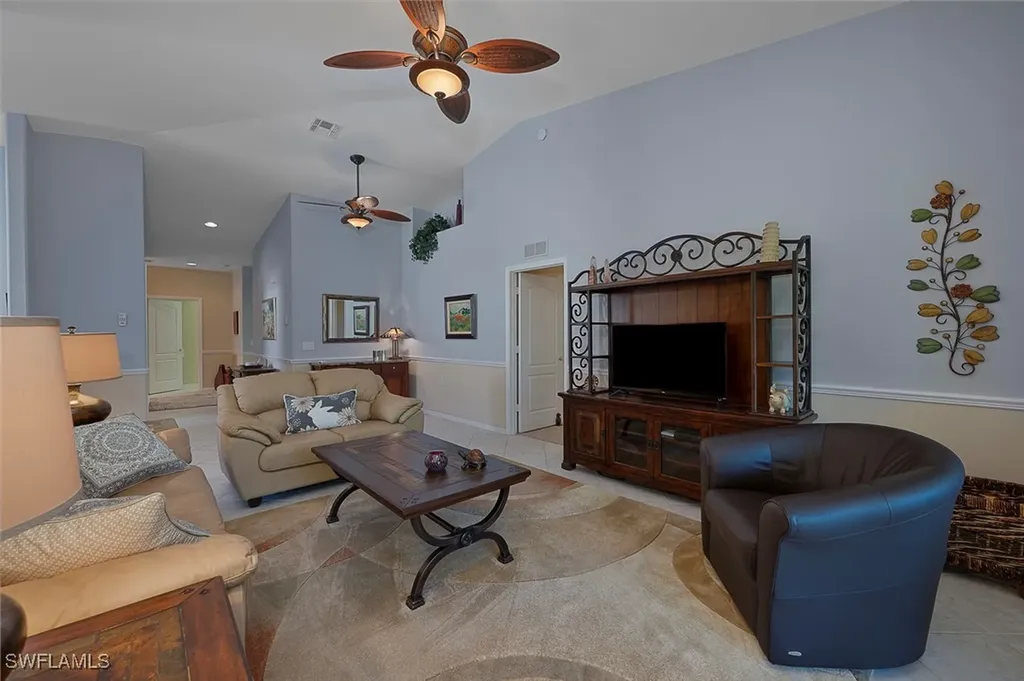 3330 Grand Cypress Drive Naples FL 34119