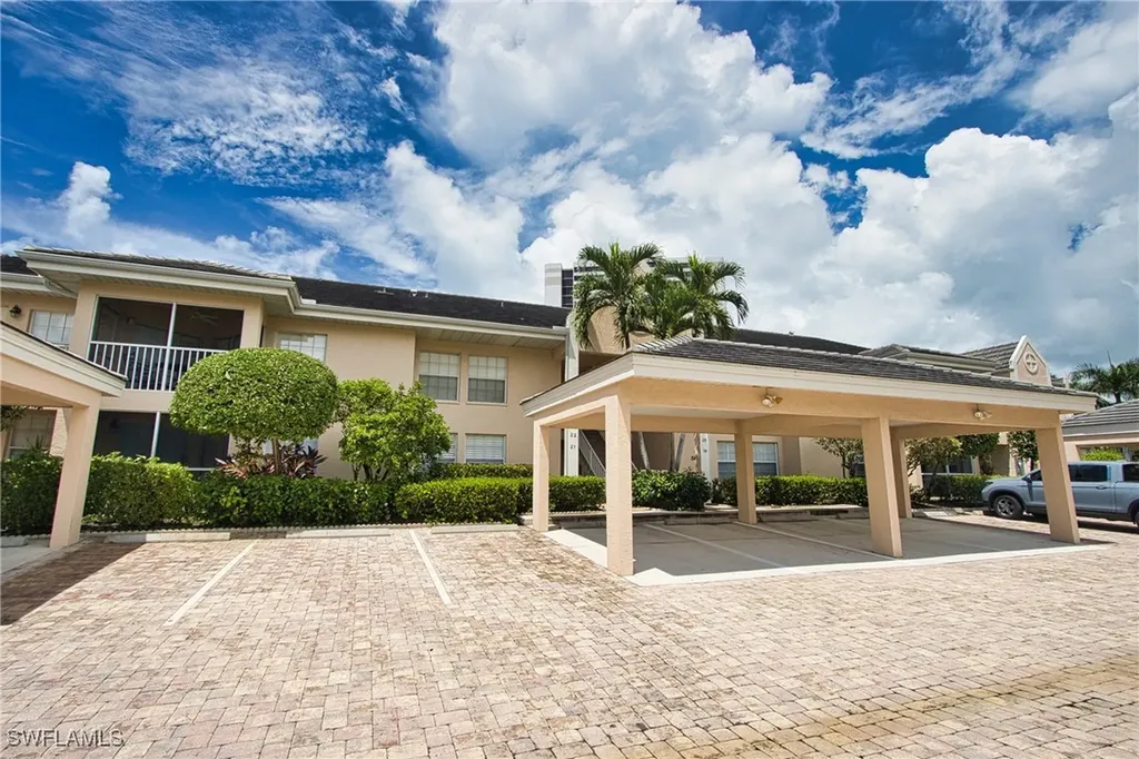 5637 Turtle Bay Drive Naples FL 34108