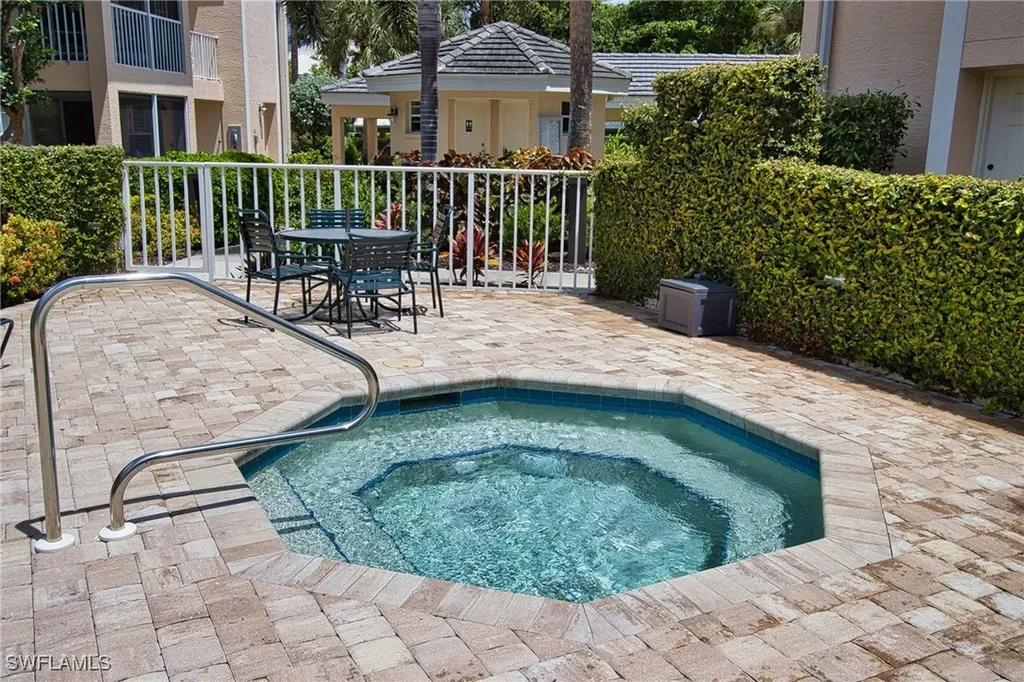 5637 Turtle Bay Drive Naples FL 34108