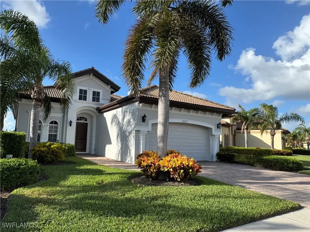 6557 Caldecott Drive Naples FL 34113
