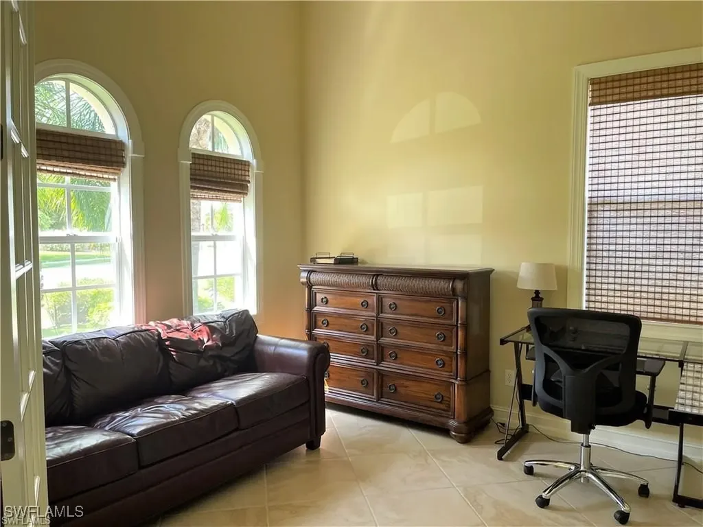 6557 Caldecott Drive Naples FL 34113