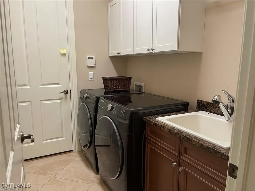6557 Caldecott Drive Naples FL 34113