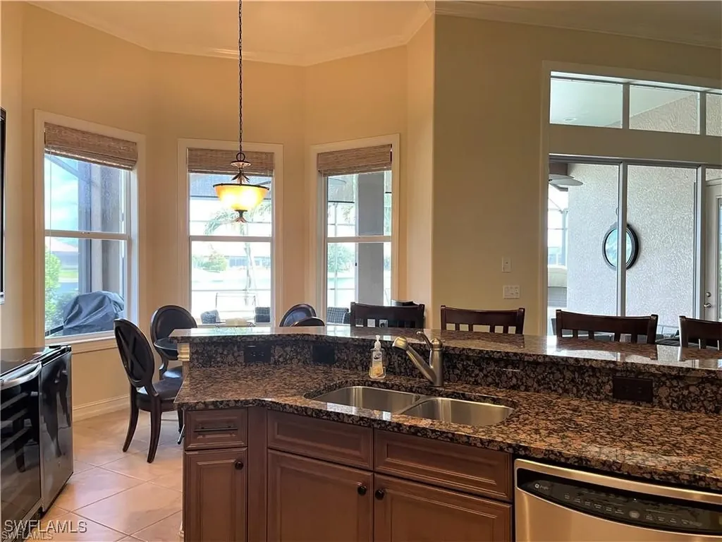 6557 Caldecott Drive Naples FL 34113