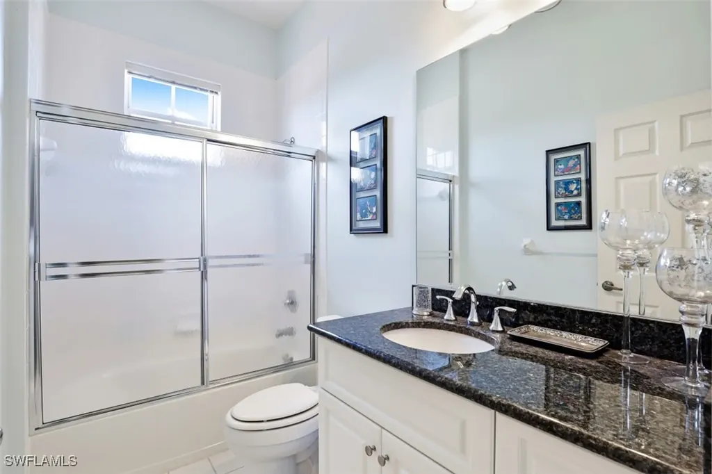 600 L Ambiance Circle Naples FL 34108