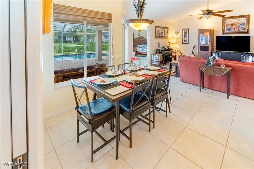 458 Countryside Drive Naples FL 34104