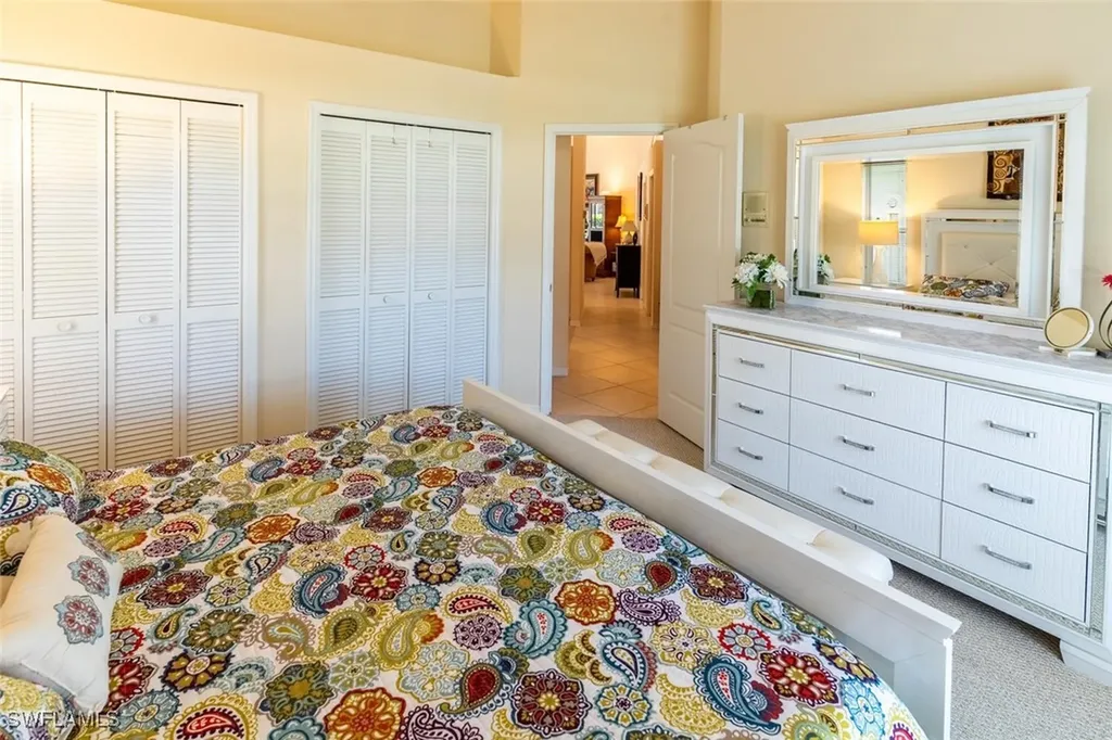 458 Countryside Drive Naples FL 34104