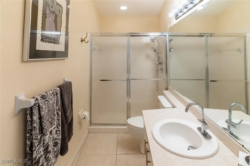 458 Countryside Drive Naples FL 34104