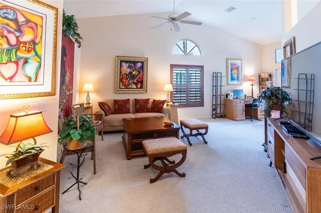 458 Countryside Drive Naples FL 34104