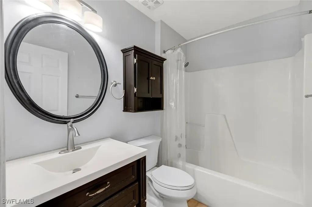 7576 Captiva Boulevard Fort Myers FL 33967