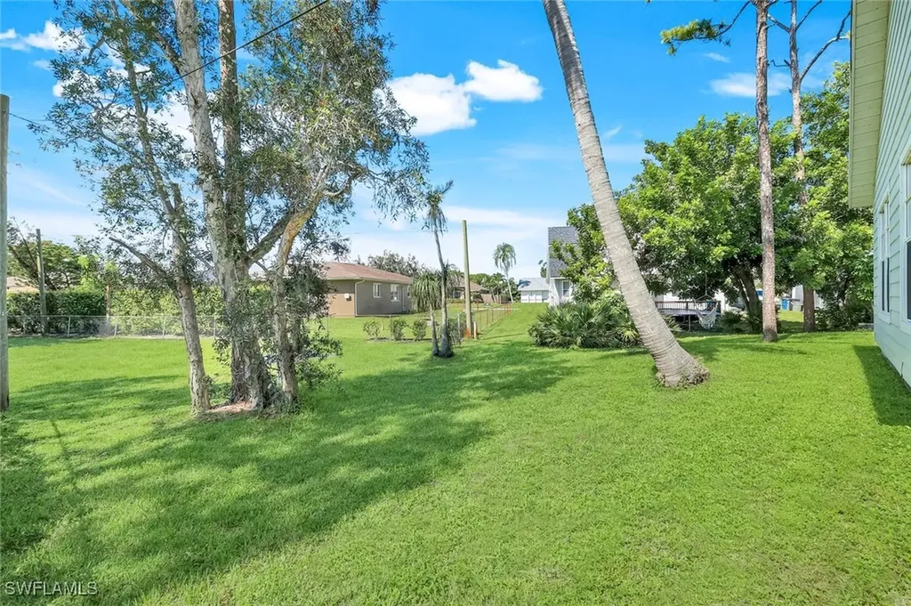 7576 Captiva Boulevard Fort Myers FL 33967
